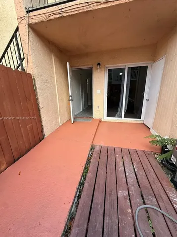15687 SW 85th Terrace Miami FL 33193