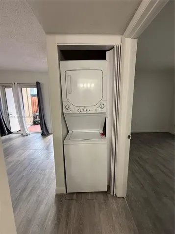 15687 SW 85th Terrace Miami FL 33193