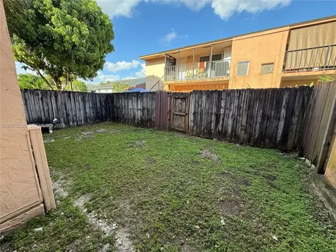 15687 SW 85th Terrace Miami FL 33193
