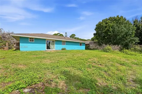 5808 Spruce Drive Fort Pierce FL 34982
