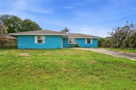 5808 Spruce Drive Fort Pierce FL 34982