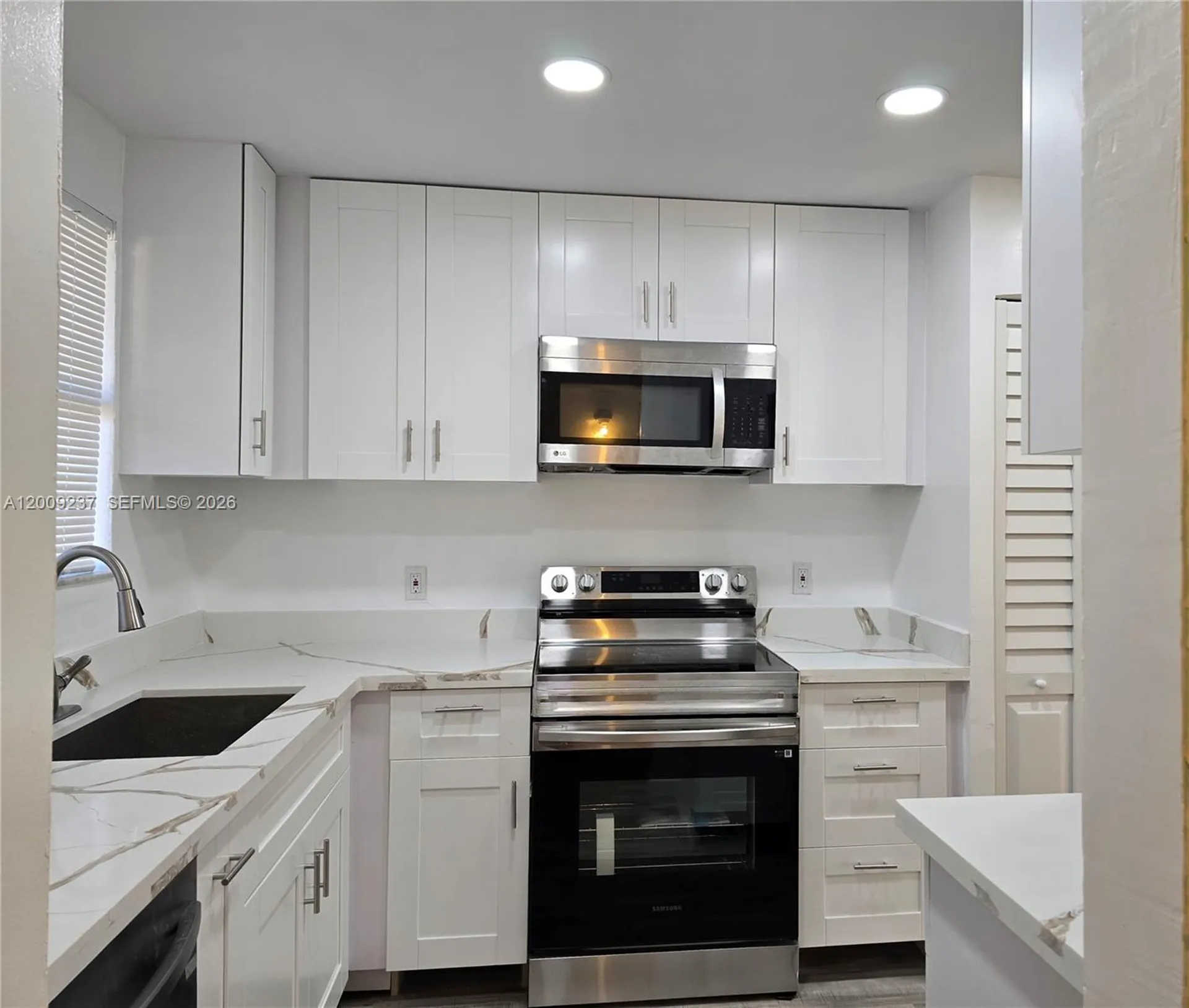 11477 NW 39th Court Coral Springs FL 33065