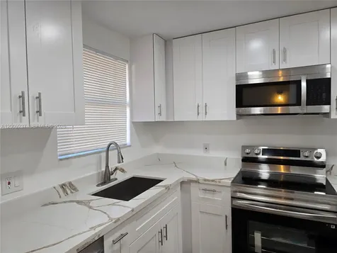 11477 NW 39th Court Coral Springs FL 33065