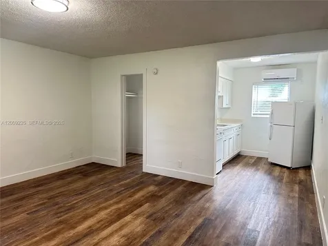 1821 Thomas Street Hollywood FL 33020