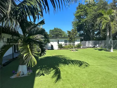 1821 Thomas Street Hollywood FL 33020