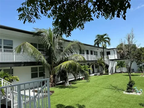 1821 Thomas Street Hollywood FL 33020