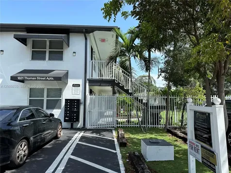 1821 Thomas Street Hollywood FL 33020