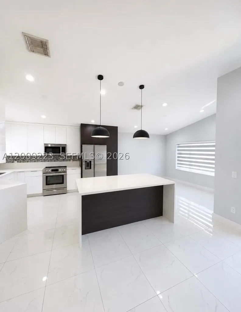 1970 NW 178th Terrace Pembroke Pines FL 33029