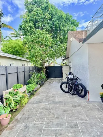 11216 SW 166th Terrace Miami FL 33157