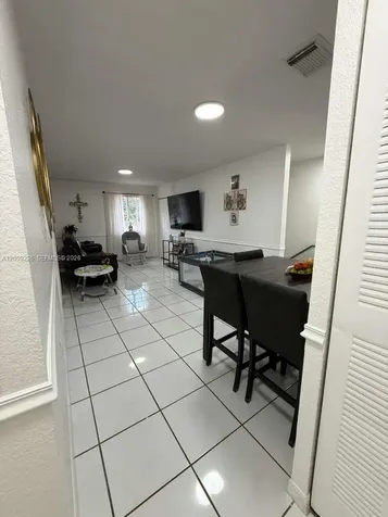 3514 W 76th Street Hialeah FL 33018