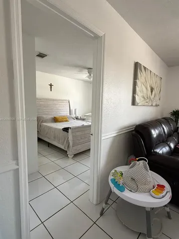 3514 W 76th Street Hialeah FL 33018