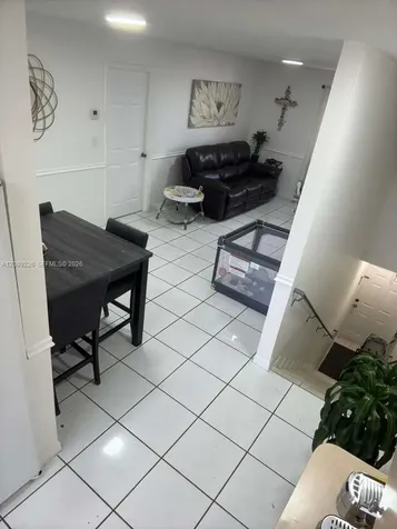 3514 W 76th Street Hialeah FL 33018