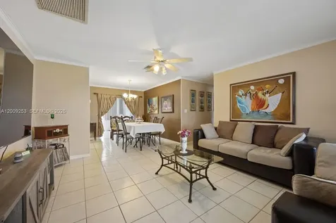 124 SW 10th Street Boynton Beach FL 33426