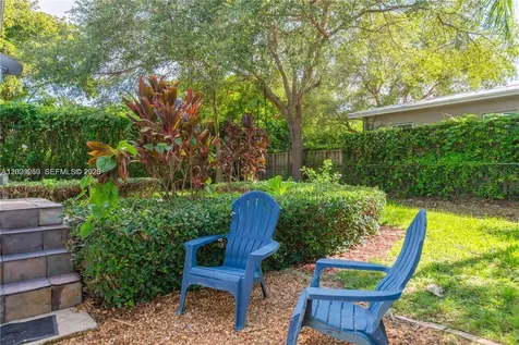 5490 SW 57 Avenue Miami FL 33155