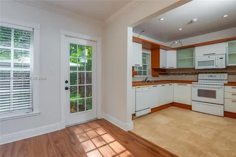 5490 SW 57 Avenue Miami FL 33155