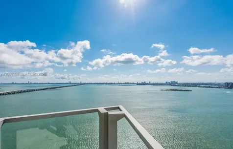 2900 NE 7 Avenue Miami FL 33137