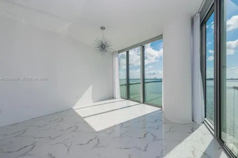 2900 NE 7 Avenue Miami FL 33137
