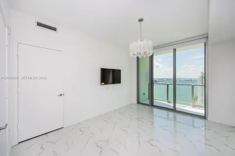 2900 NE 7 Avenue Miami FL 33137
