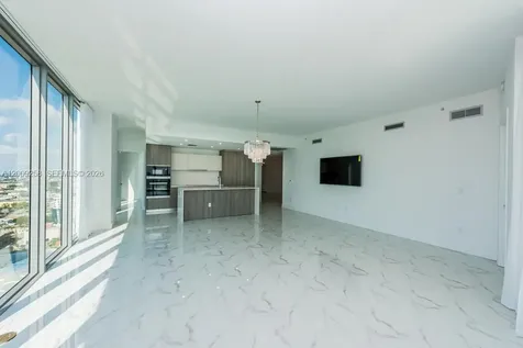 2900 NE 7 Avenue Miami FL 33137