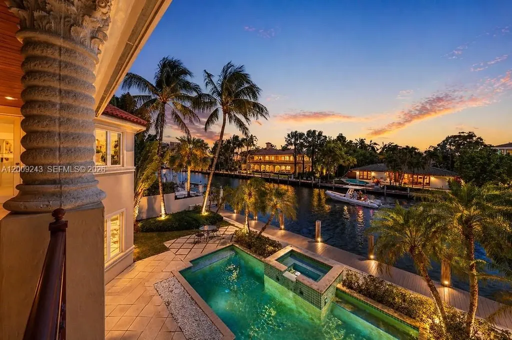 2430 Aqua Vista Boulevard Fort Lauderdale FL 33301