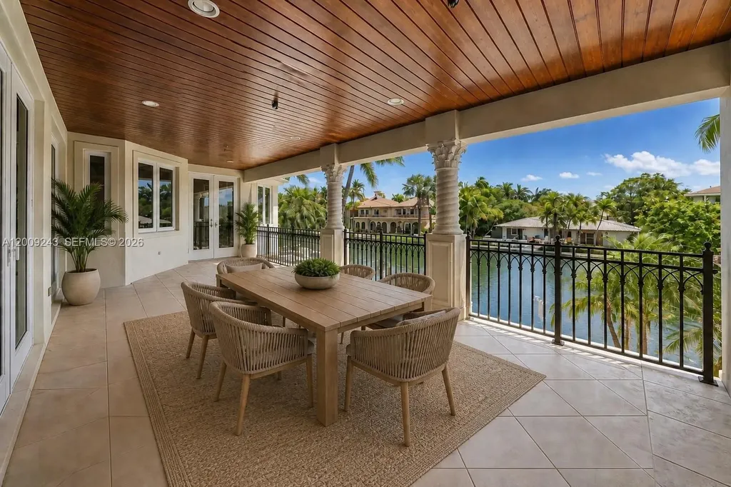 2430 Aqua Vista Boulevard Fort Lauderdale FL 33301