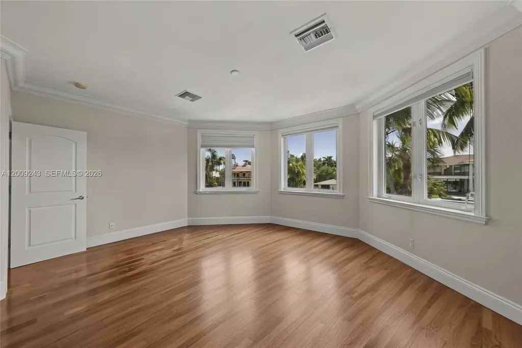 2430 Aqua Vista Boulevard Fort Lauderdale FL 33301