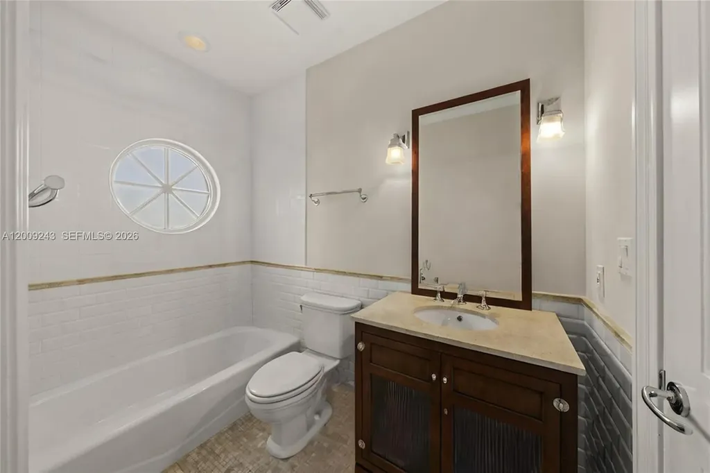 2430 Aqua Vista Boulevard Fort Lauderdale FL 33301