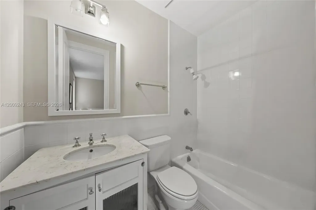 2430 Aqua Vista Boulevard Fort Lauderdale FL 33301