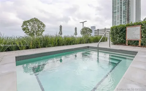 650 NE 32nd Street Miami FL 33137