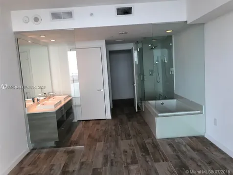 650 NE 32nd Street Miami FL 33137