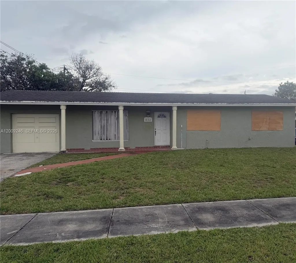 16211 SW 102nd Court Miami FL 33157
