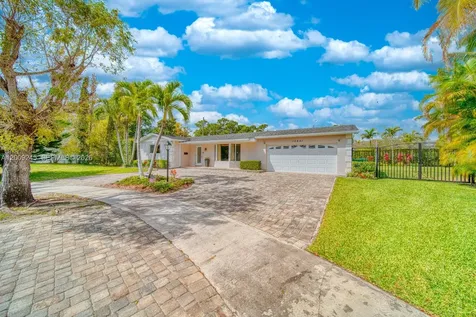 10641 SW 99th Terrace Miami FL 33176