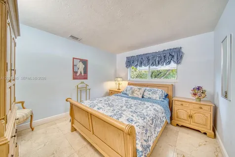 10641 SW 99th Terrace Miami FL 33176