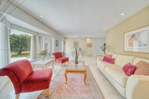 10641 SW 99th Terrace Miami FL 33176