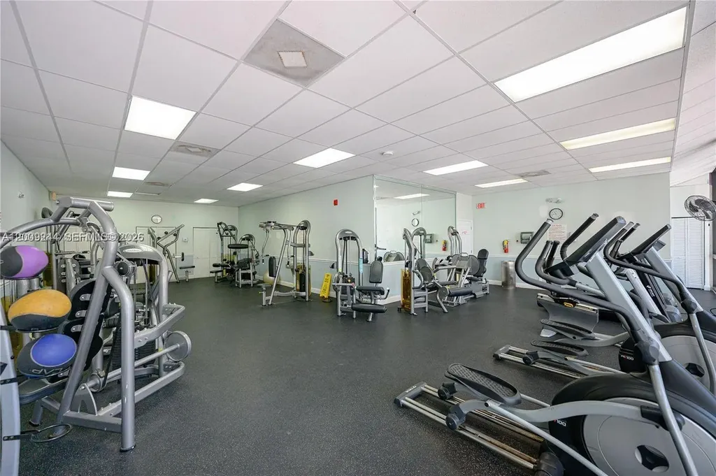 2201 S Ocean Drive Hollywood FL 33019
