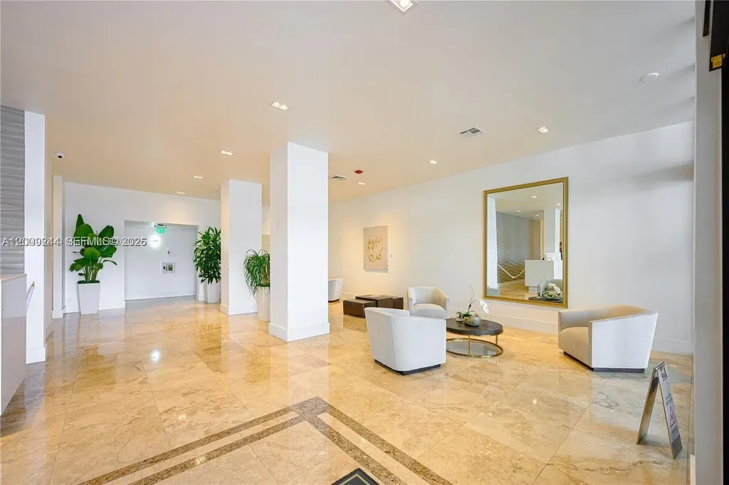 2201 S Ocean Drive Hollywood FL 33019