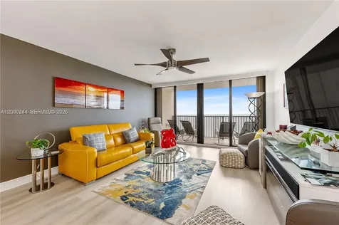 2201 S Ocean Drive Hollywood FL 33019