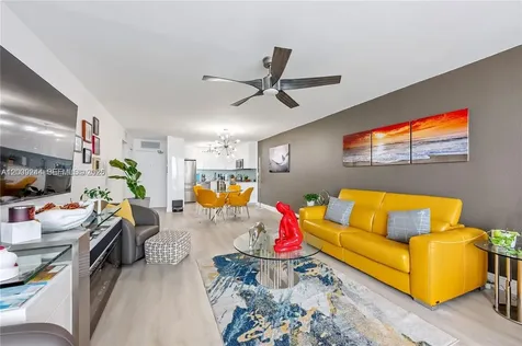 2201 S Ocean Drive Hollywood FL 33019