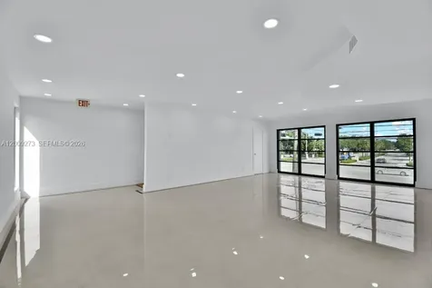 2990 Griffin Road Dania Beach FL 33312