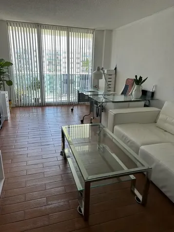 19390 Collins Avenue Sunny Isles Beach FL 33160