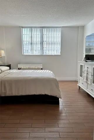 19390 Collins Avenue Sunny Isles Beach FL 33160