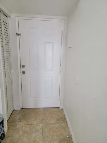 8425 NW 8th Street Miami FL 33126