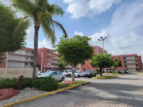 8425 NW 8th Street Miami FL 33126