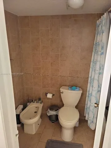 8425 NW 8th Street Miami FL 33126