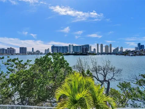 3201 NE 183rd Street Aventura FL 33160