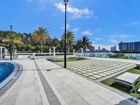 3201 NE 183rd Street Aventura FL 33160