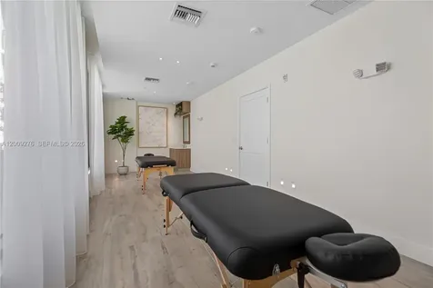 4 N Federal Highway Dania Beach FL 33004
