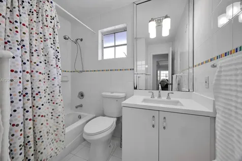 8900 SW 159th Terrace Palmetto Bay FL 33157