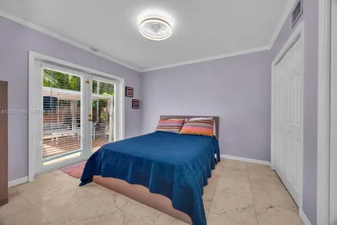 8900 SW 159th Terrace Palmetto Bay FL 33157