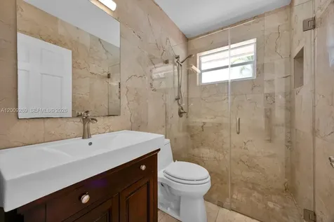 8900 SW 159th Terrace Palmetto Bay FL 33157